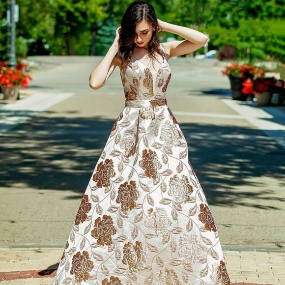 Dal Mara - Unique Elegant Design - Picture 2 of 8